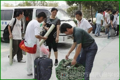 歡送我院學子赴廣州就業(yè)