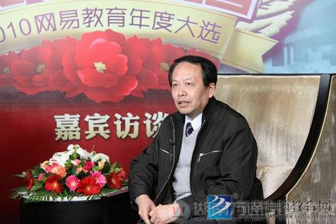 萬(wàn)通汽修學(xué)校口碑彰顯實(shí)力   殊榮見(jiàn)證品質(zhì)