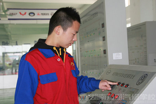 湖南萬(wàn)通汽車學(xué)校學(xué)子心聲