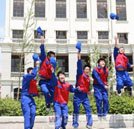 不走重復(fù)打工路 學(xué)汽修造就新時(shí)代技能精英