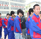 萬通學(xué)子千里赴川競技 師生歡送齊盼載譽歸來