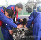 乘汽車產(chǎn)業(yè)振興東風(fēng) 做千金難求汽修人才