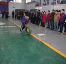 趣味運(yùn)動(dòng)會：師生齊上陣 賽場樂翻天