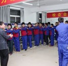 萬(wàn)通班主任韓紹清：用愛(ài)托起明天的太陽(yáng)