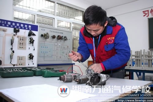 萬(wàn)通為學(xué)子提供充足的實(shí)踐機(jī)會(huì)