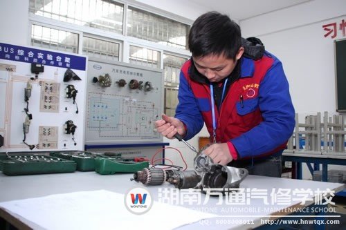 增強(qiáng)學(xué)生動(dòng)手能力，使學(xué)生更符合企業(yè)要求
