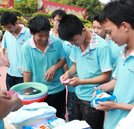樂在其中 湖南萬通汽修學(xué)校端午節(jié)游園活動成功舉行