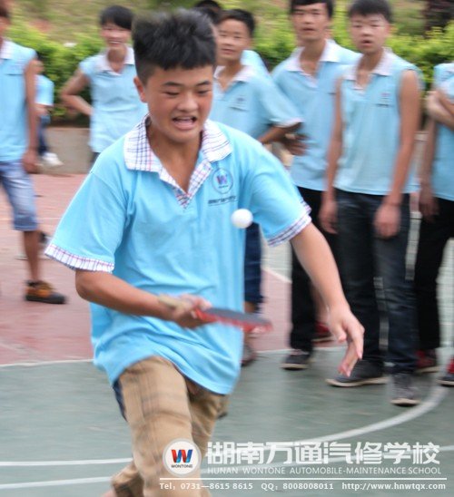 這位同學(xué)托球很給力！
