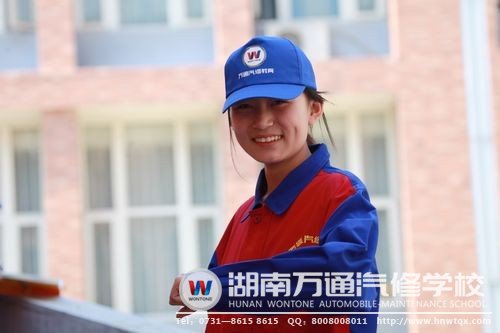 萬通女生掌握扎實的汽車知識，未來發(fā)展大有可為