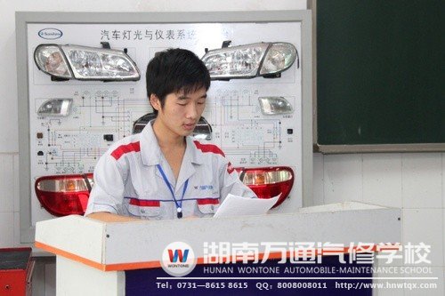 學(xué)生代表吳國(guó)強(qiáng)表達(dá)了立志成才的決心！