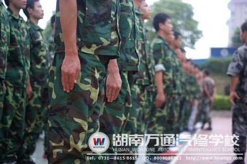 嚴(yán)謹(jǐn)如一，將姿勢(shì)做到最好！