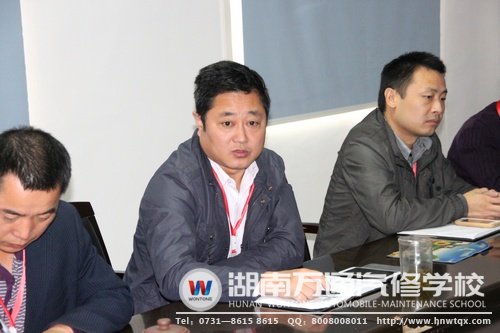 葛校長希望全體老師共同努力，促進學校教學質(zhì)量的穩(wěn)步提升