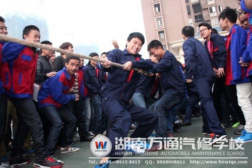 “拉拉隊(duì)”的加油聲是最佳的鼓舞！