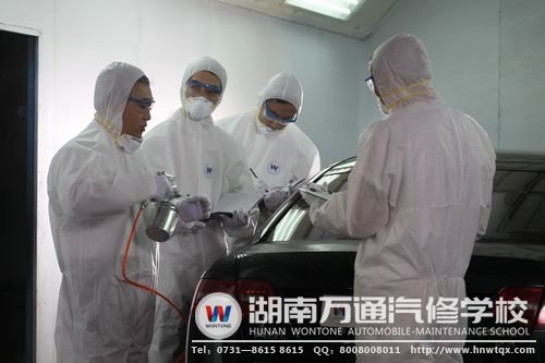 學(xué)一門(mén)汽車(chē)美容裝潢技能，在前景巨大的汽車(chē)美容市場(chǎng)里掘金！