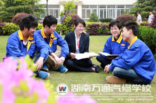 有這樣的班主任，學(xué)生們何樂(lè)不為？