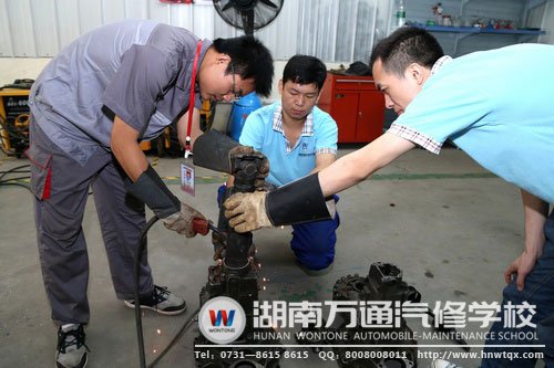 化腐朽為神奇，萬(wàn)通師生妙手生花