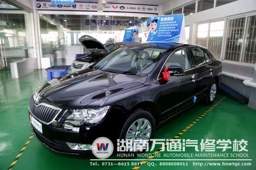 湖南萬通汽修學(xué)校新購(gòu)斯柯達(dá)速派實(shí)訓(xùn)車