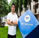 嚴中有慈，亦師亦友——陳文