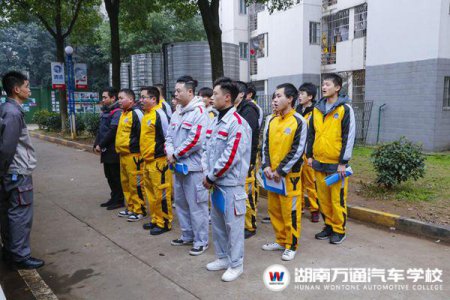 湖南萬通教學(xué)質(zhì)量季：教學(xué)創(chuàng)新教師授課競(jìng)賽火熱進(jìn)行中！