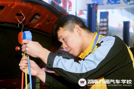 我國(guó)一線(xiàn)新增產(chǎn)業(yè)精英70%來(lái)自職校！
