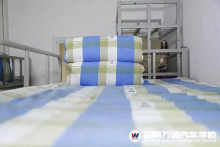 在湖南萬(wàn)通上學(xué)是一種什么樣的體驗(yàn)?
