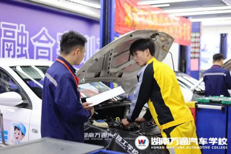 初中生升學難，選民辦高中還是讀職校？