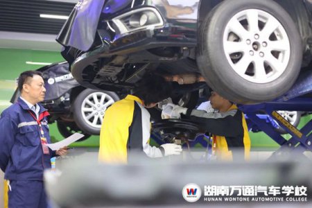 從哪些方面考察職校才能“快、準(zhǔn)、穩(wěn)”？擇校關(guān)注這幾點(diǎn)，不迷路！