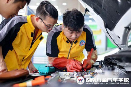 成年人，可以學新能源汽車技術嗎？有優(yōu)勢嗎？