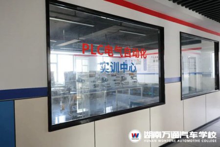 PLC電氣編程應(yīng)用技術(shù)發(fā)展前景怎么樣？點(diǎn)擊閱讀了解一下薪資水平！