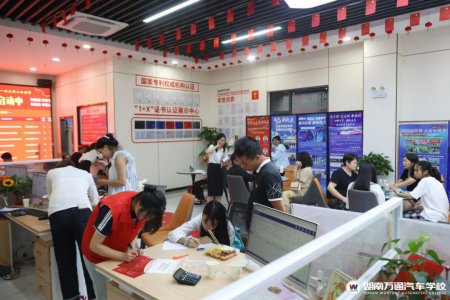 出分前VS出分后,初中畢業(yè)生什么時候擇校更占優(yōu)勢