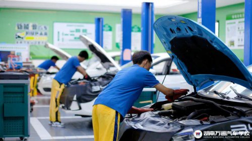 汽車新能源就業(yè)前景怎么樣?到2025年,新能源汽修人才缺口率達80%